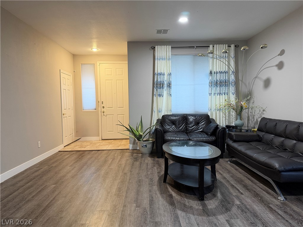 Photo 8 of 49, 8345 Palace Heights Avenue