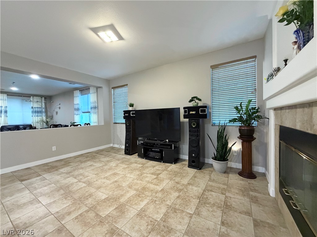 Photo 10 of 49, 8345 Palace Heights Avenue
