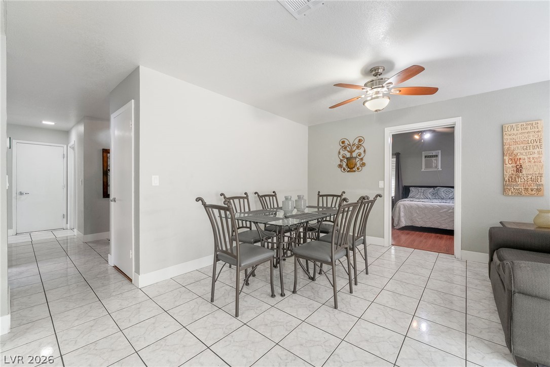 Photo 6 of 38, 4779 Yorkfield Circle