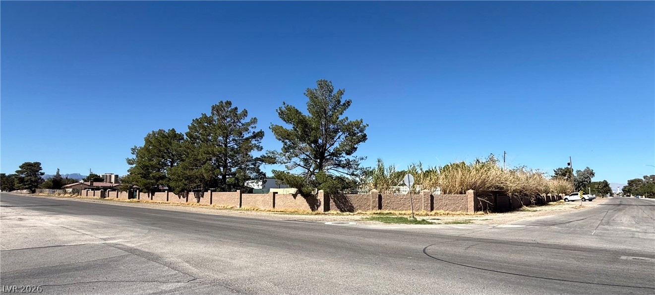 Photo 15 of 16, 8461 Fairfield Avenue