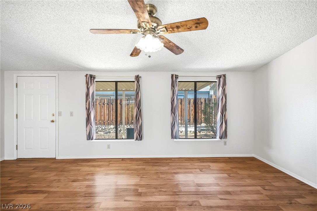 Photo 5 of 1639 Granada Street