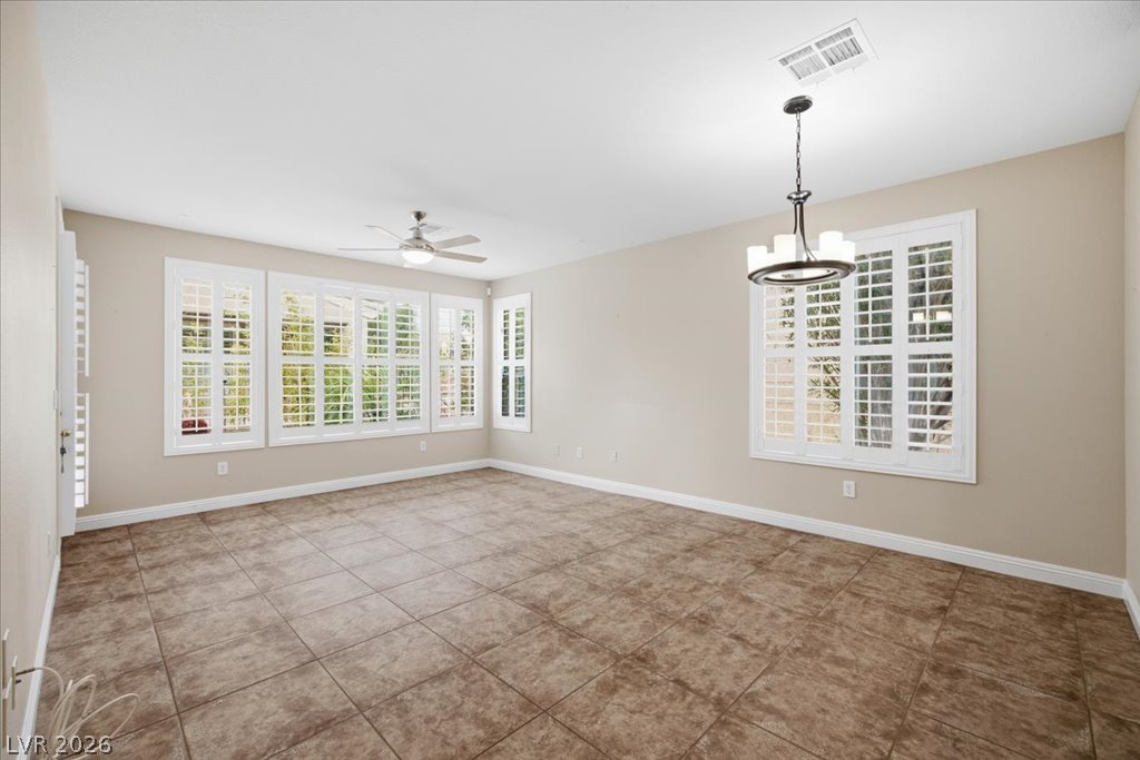 Photo 8 of 29, 5343 Progresso Street
