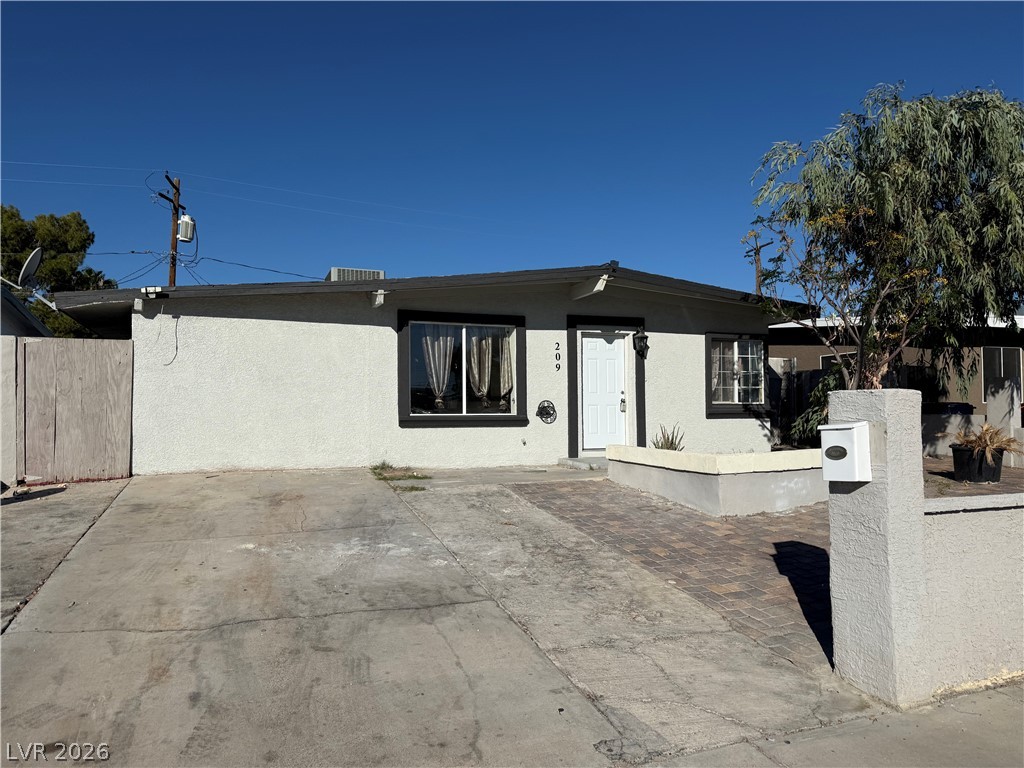 Photo 2 of 209 Stanford Street