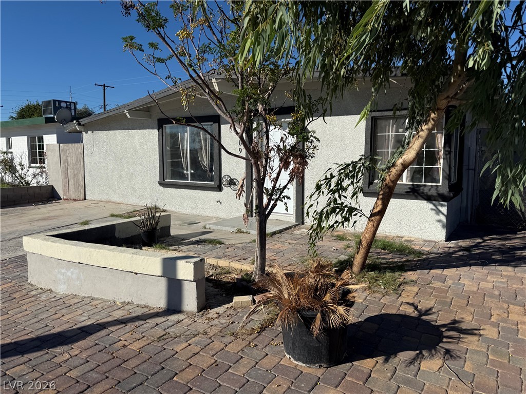 Photo 6 of 63, 209 Stanford Street