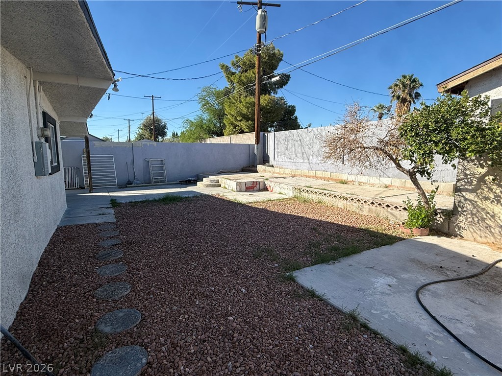 Photo 54 of 63, 209 Stanford Street