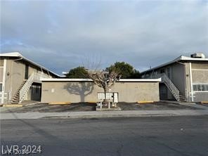 Photo 4 of 304 Orland Street #39