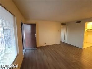 Photo 6 of 21, 615 S Royal Crest Circle #10