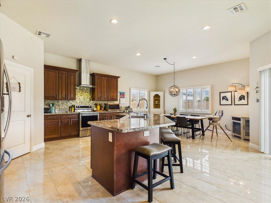 Photo 7 of 77, 6651 Raintree Court