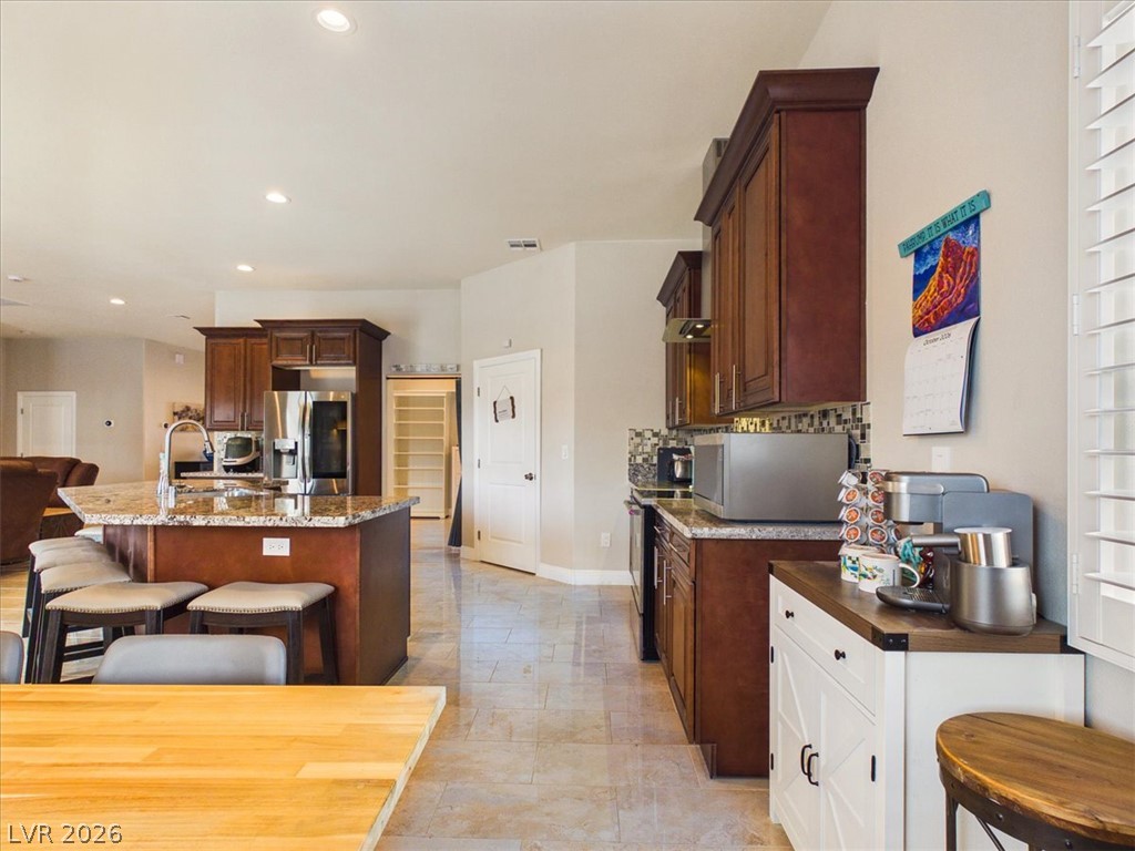 Photo 13 of 77, 6651 Raintree Court