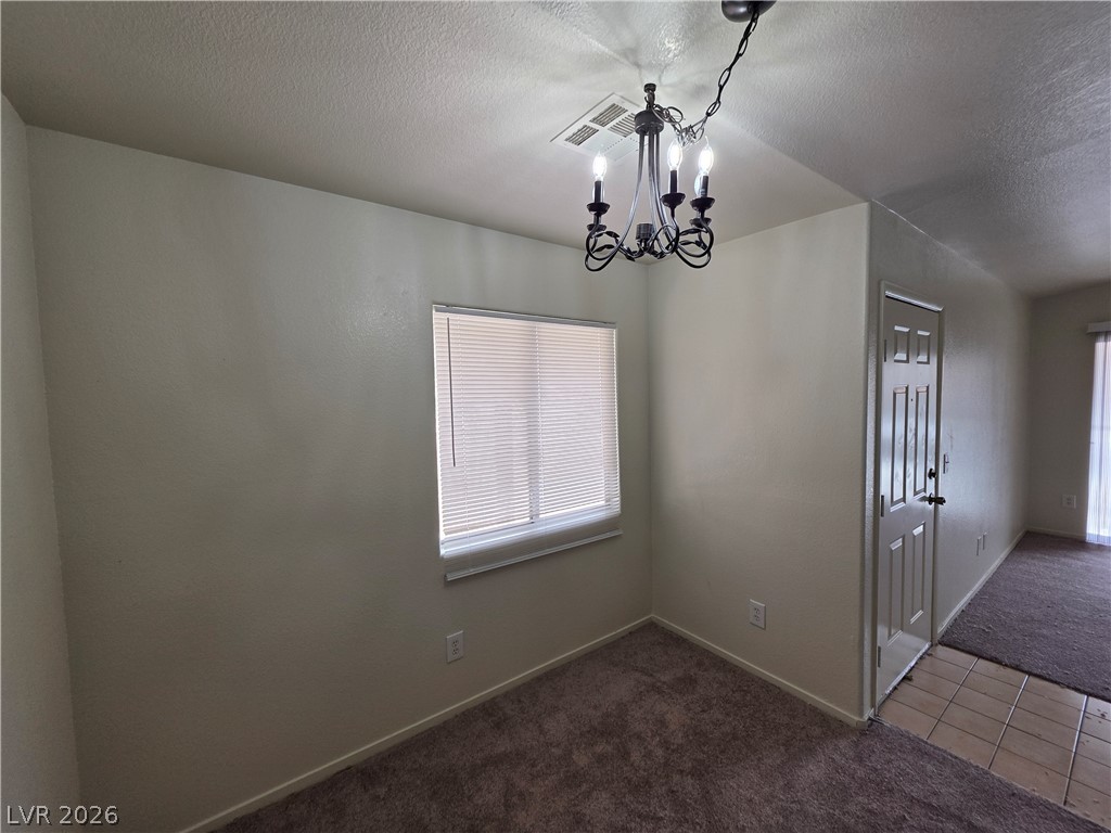 Photo 15 of 38, 2110 Los Feliz Street #2037