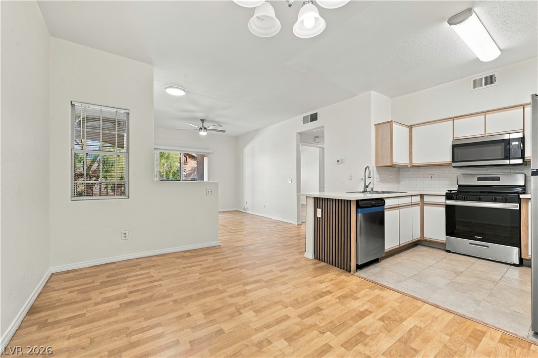 Photo 9 of 25, 5751 E Hacienda Avenue #234