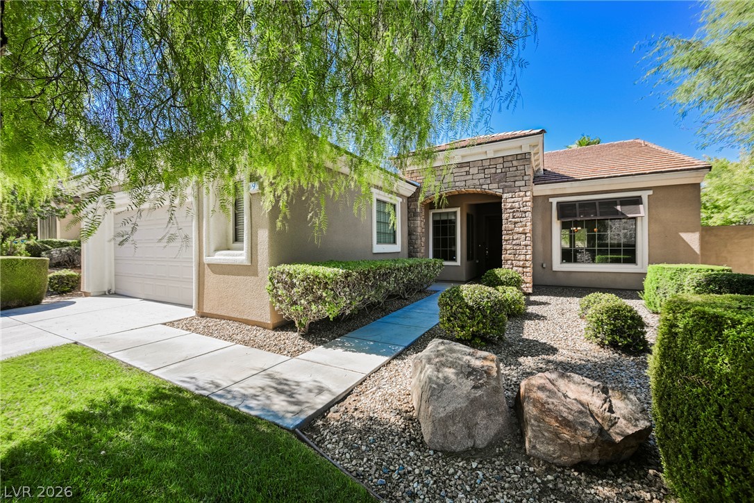 9 Stonemark Drive, Henderson