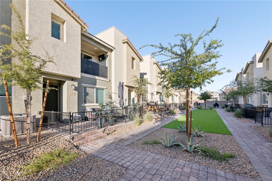 Photo 2 of 2641 April Green Court