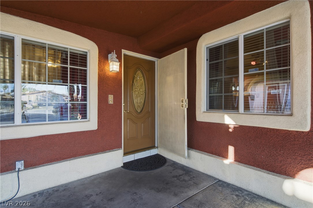 Photo 9 of 70, 3715 E Nelson Avenue