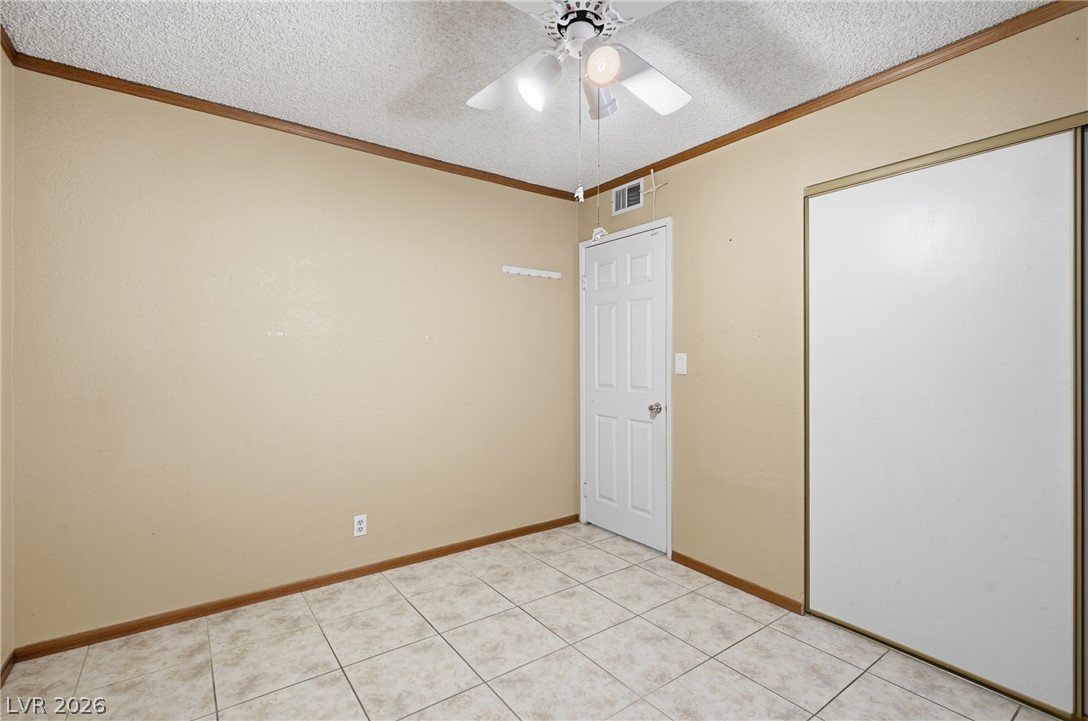 Photo 37 of 70, 3715 E Nelson Avenue