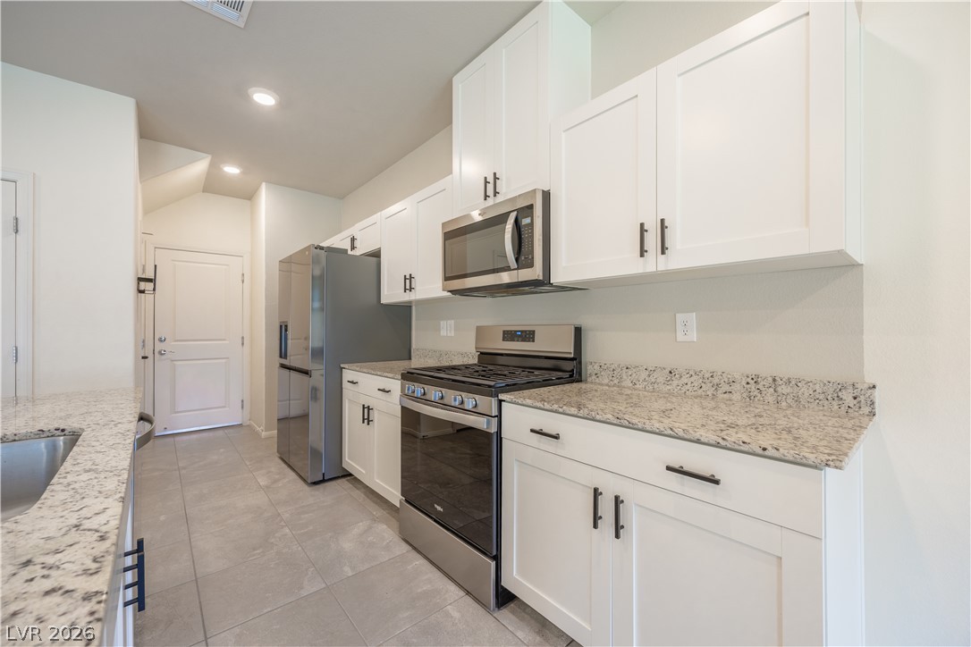Photo 9 of 45, 3760 Ramura Avenue