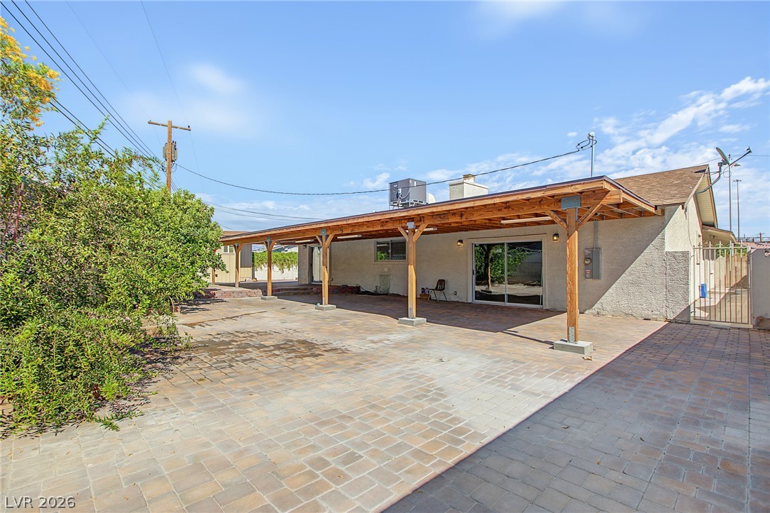 Photo 5 of 1716 Kiltie Way