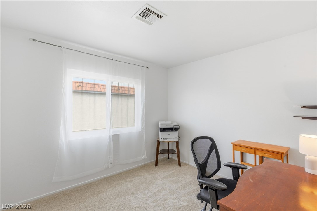 Photo 25 of 35, 1101 Willow Tree Drive #D