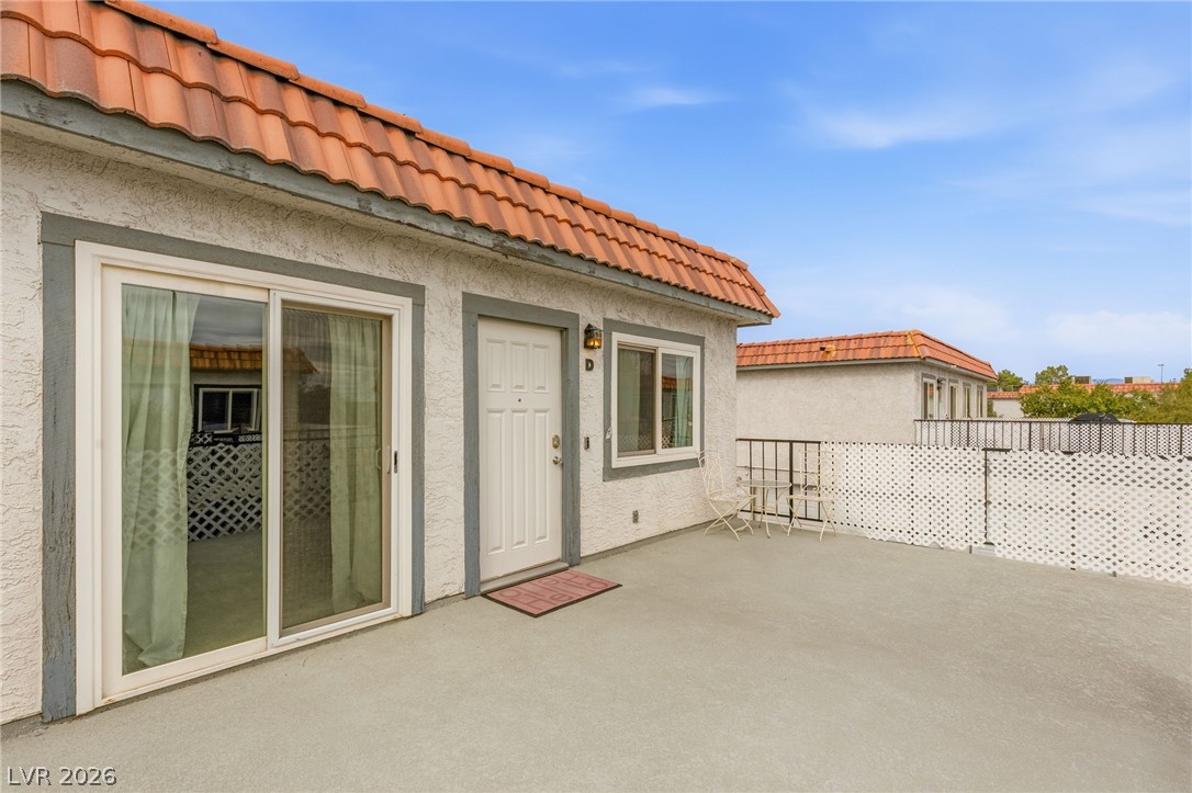 Photo 7 of 35, 1101 Willow Tree Drive #D