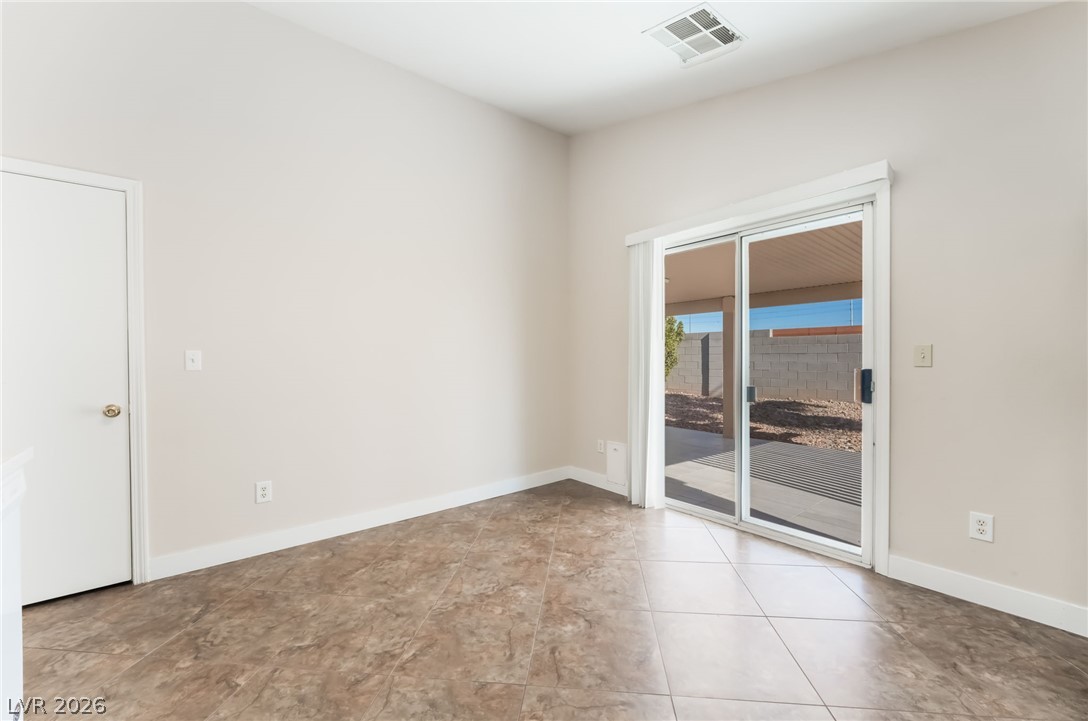Photo 14 of 40, 5424 Eagle Claw Avenue