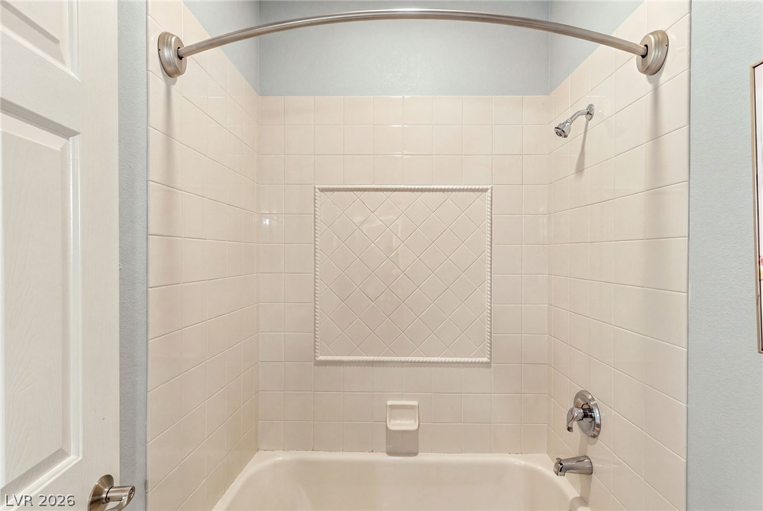 Photo 26 of 33, 3364 Saddlebrook Street