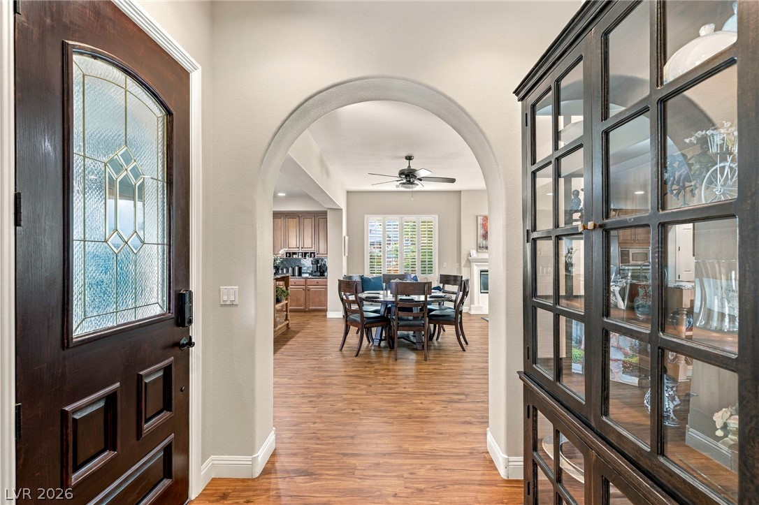 Photo 6 of 33, 3364 Saddlebrook Street