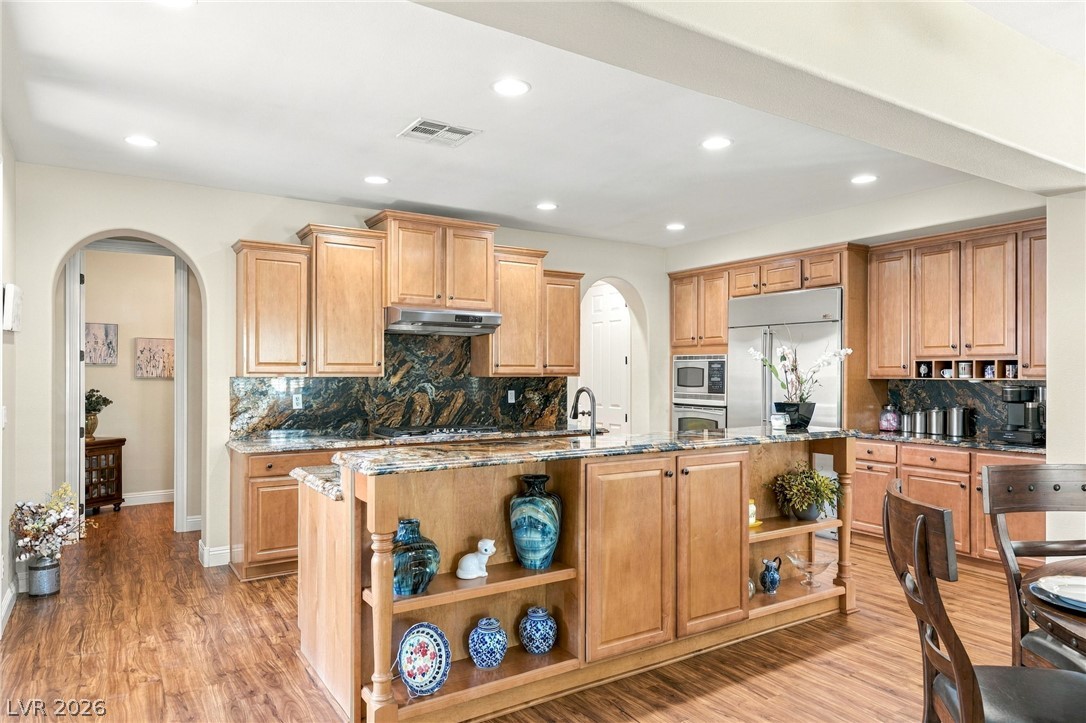 Photo 13 of 33, 3364 Saddlebrook Street
