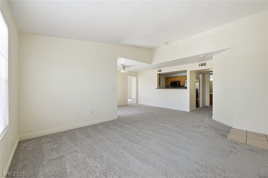 Photo 8 of 33, 5055 W Hacienda Avenue #2023