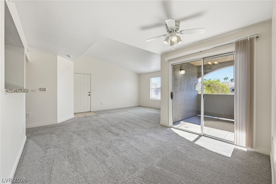 Photo 11 of 33, 5055 W Hacienda Avenue #2023