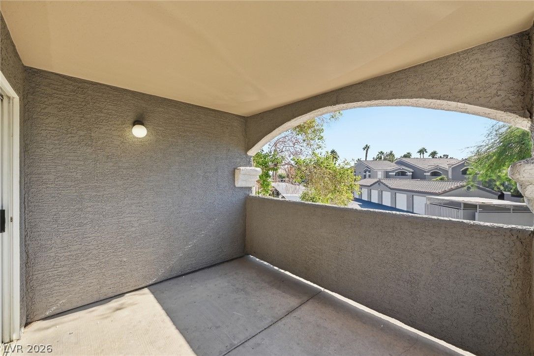 Photo 13 of 33, 5055 W Hacienda Avenue #2023