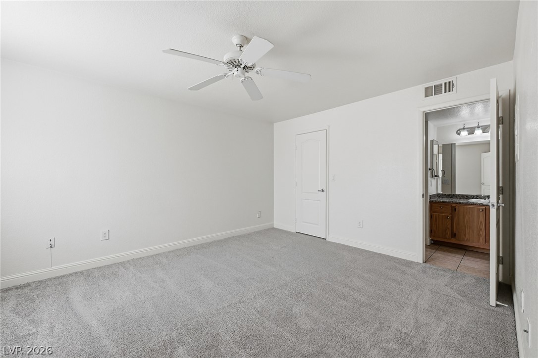 Photo 19 of 33, 5055 W Hacienda Avenue #2023