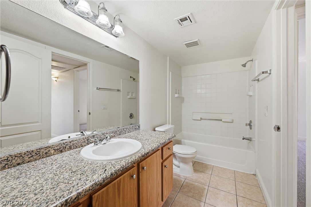 Photo 21 of 33, 5055 W Hacienda Avenue #2023