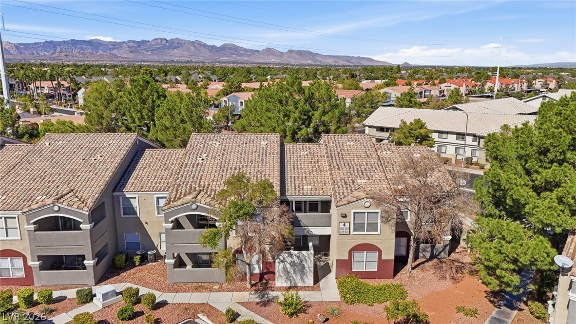 Photo 29 of 33, 5055 W Hacienda Avenue #2023