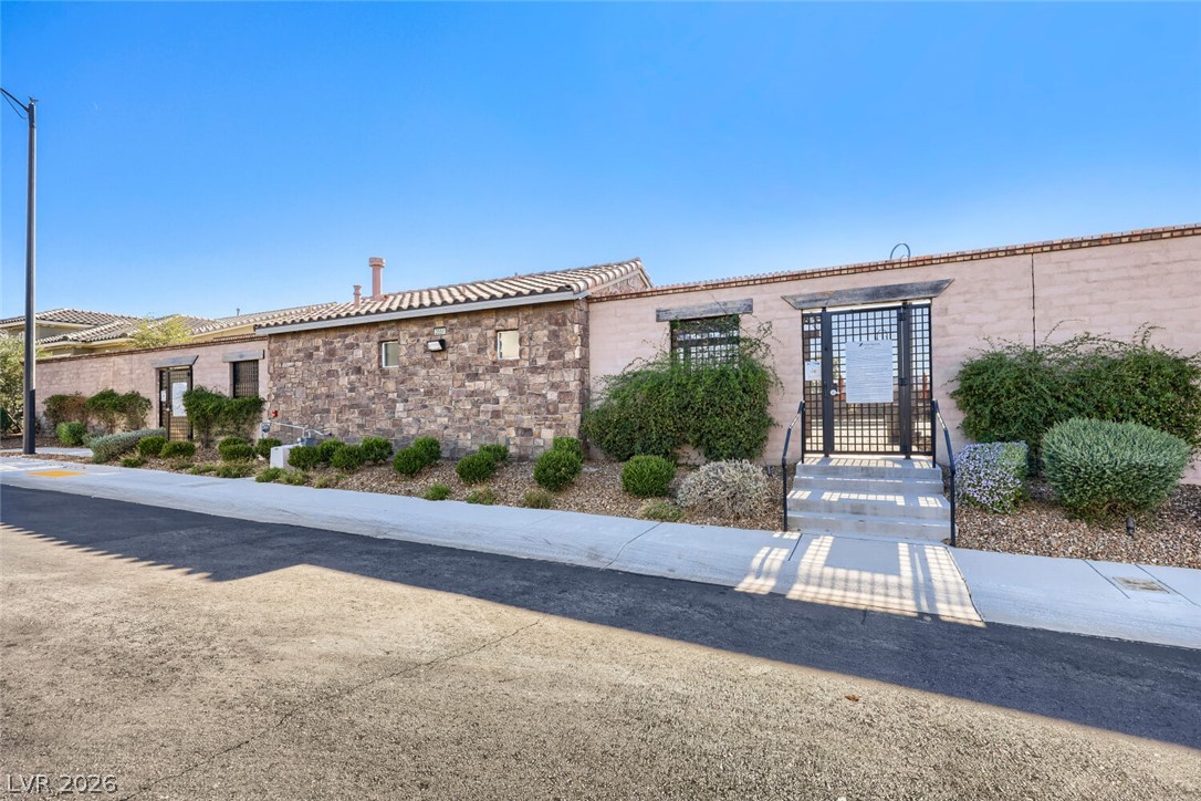 Photo 73 of 94, 2510 Inverleven Avenue