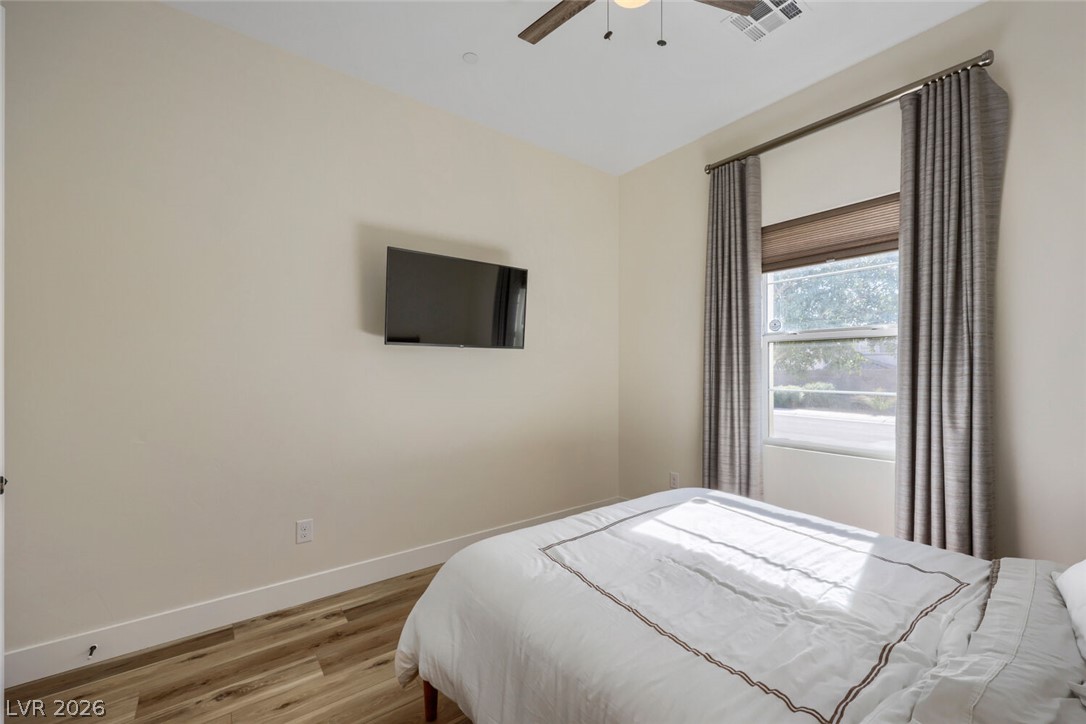 Photo 42 of 94, 2510 Inverleven Avenue