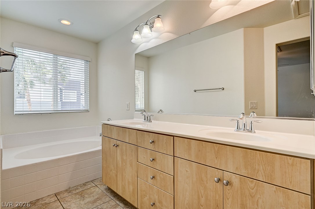 Photo 27 of 54, 9050 W Tropicana Avenue #1032