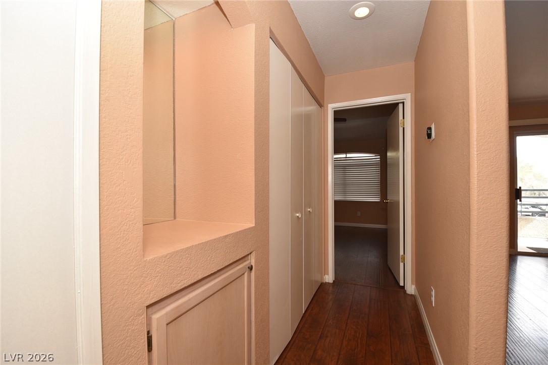 Photo 9 of 13, 5415 W Harmon Avenue #2135