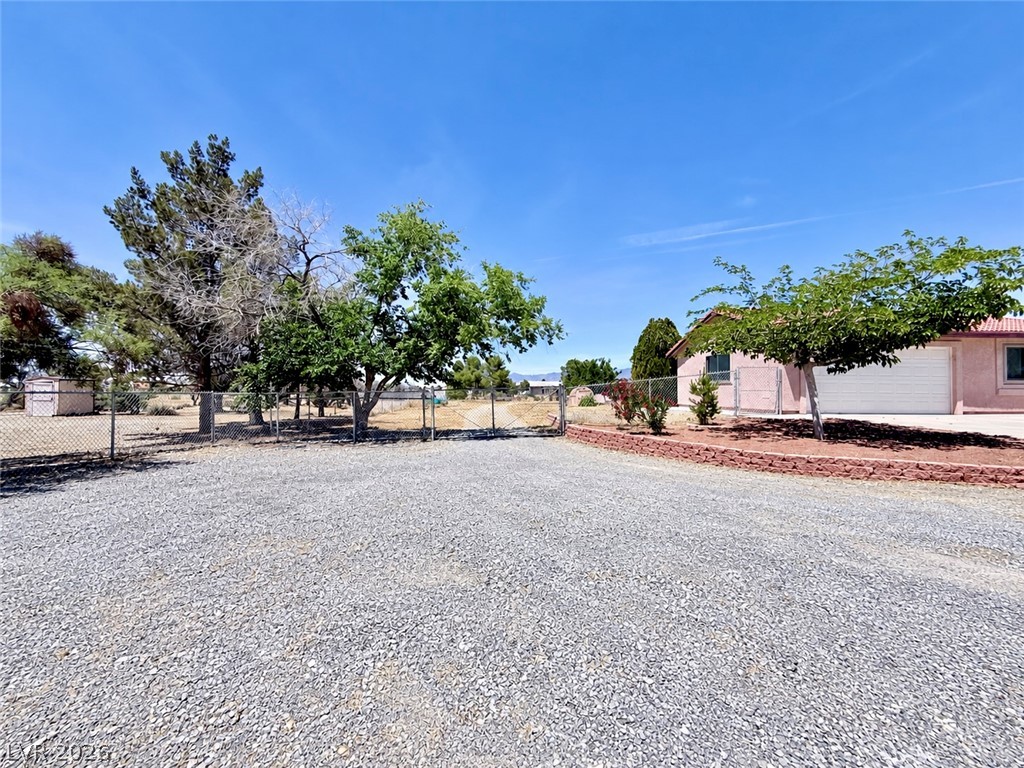 Photo 3 of 1220 Gamebird Road
