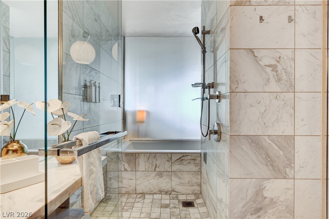 Photo 22 of 42, 4381 W Flamingo Road #2920