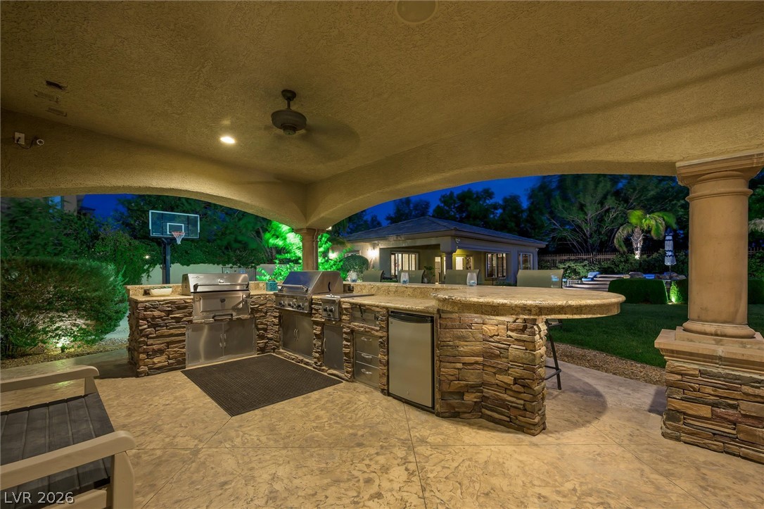 Photo 4 of 7105 Via Locanda Avenue