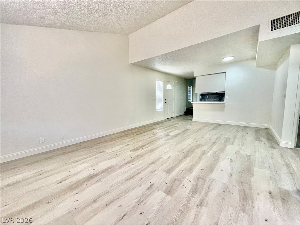 Photo 5 of 5187 Greene Lane