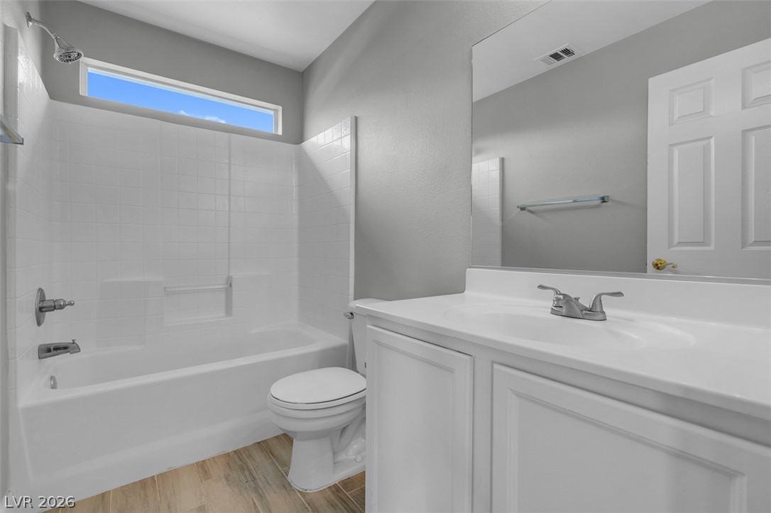Photo 31 of 42, 6097 Slow Bob Street #101