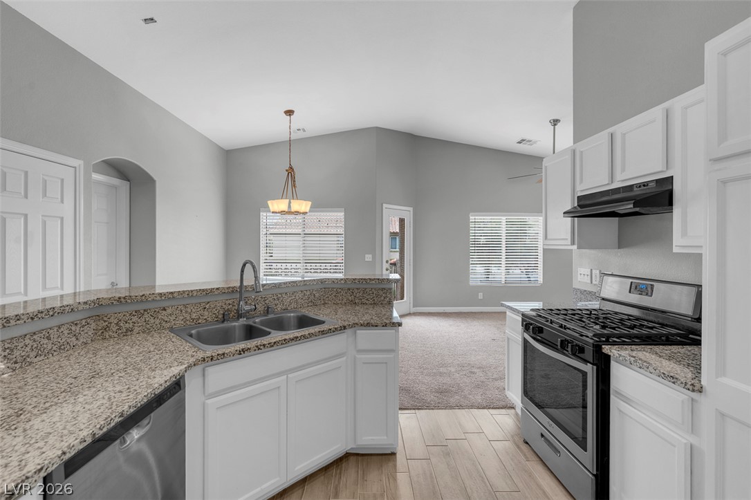 Photo 16 of 42, 6097 Slow Bob Street #101