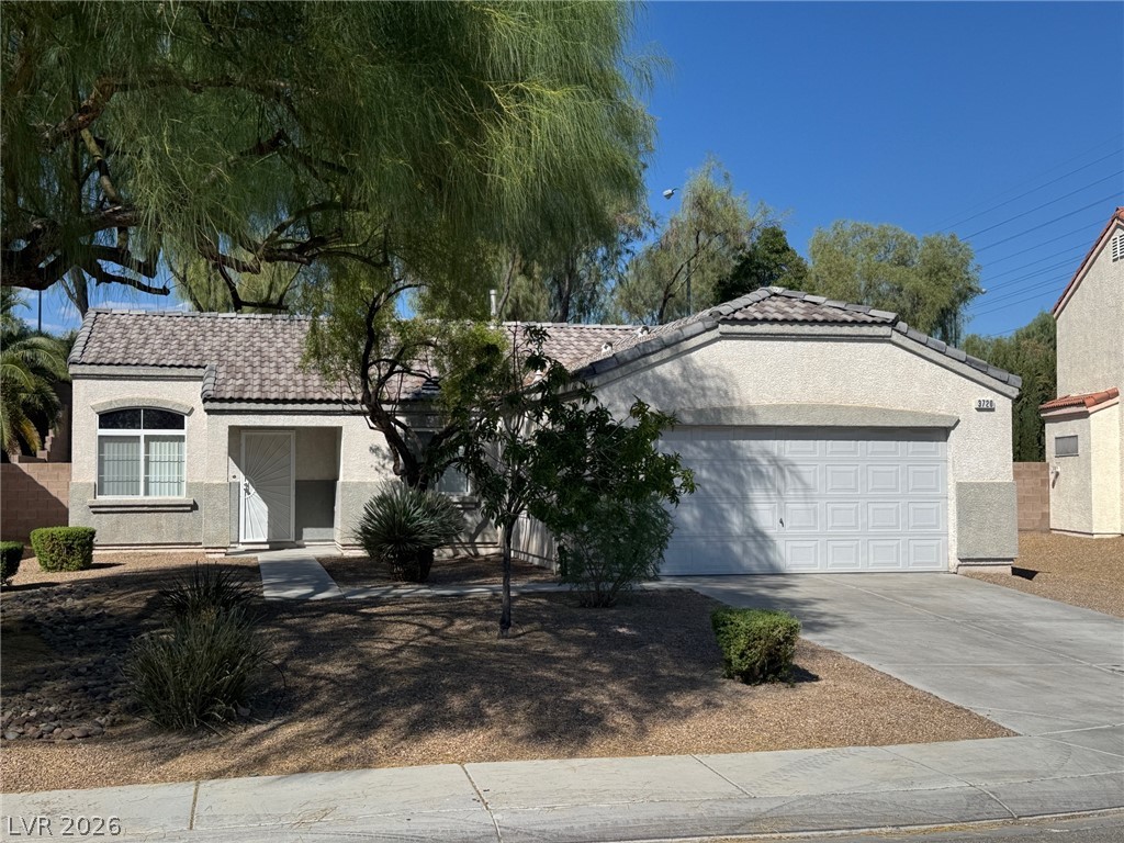 3720 Shimmering Creek Avenue, North Las Vegas