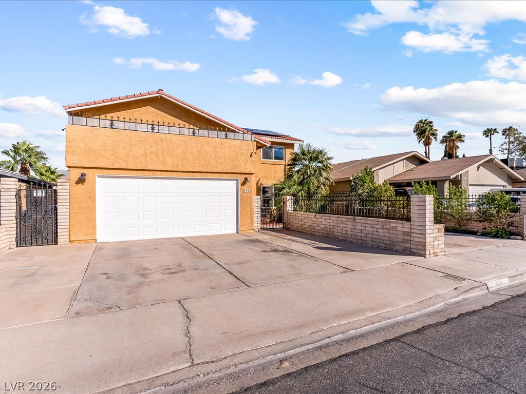Photo 4 of 513 Dolores Drive