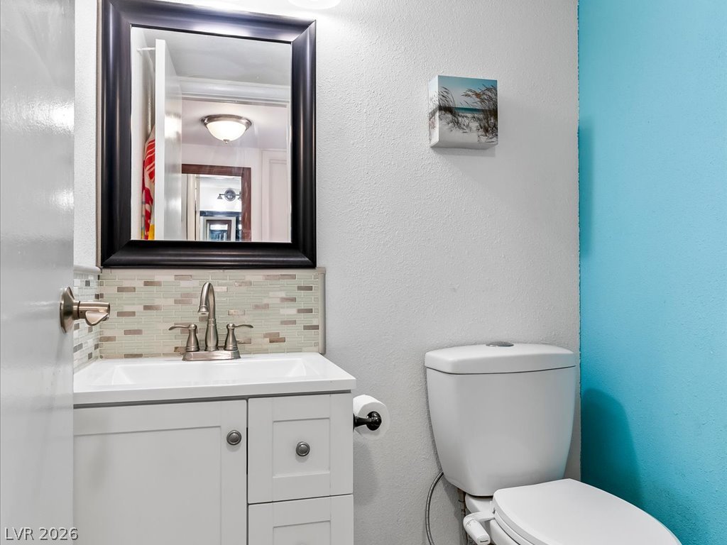Photo 9 of 49, 513 Dolores Drive