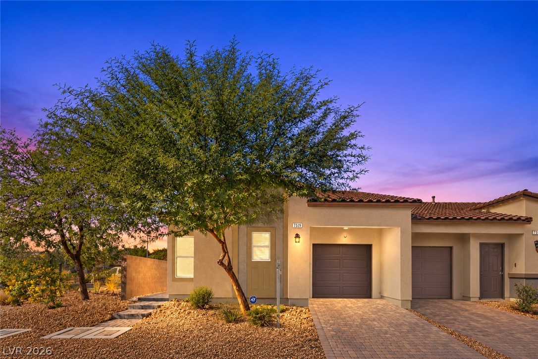 7513 Garnet Moon Street, North Las Vegas