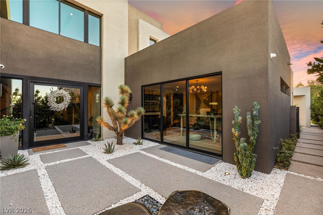 Photo 3 of 12 Desert Lake Lane