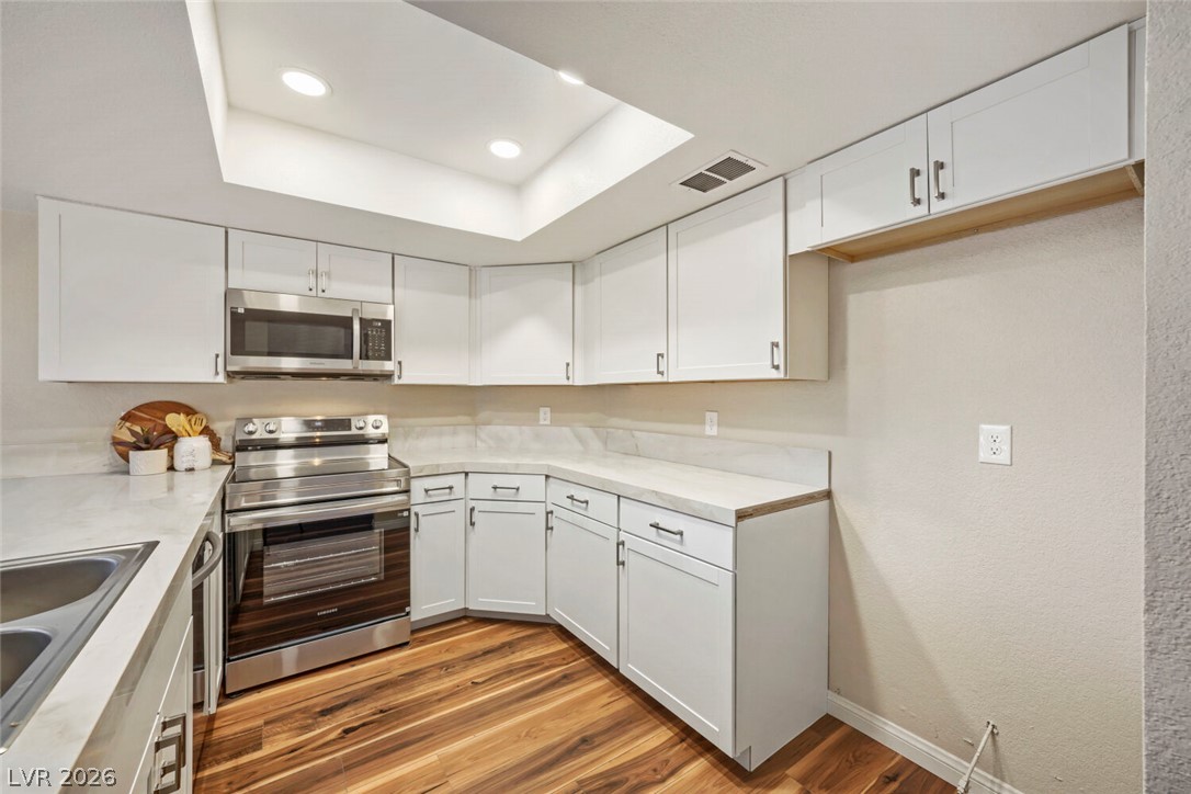 Photo 10 of 23, 6250 W Flamingo Road #139