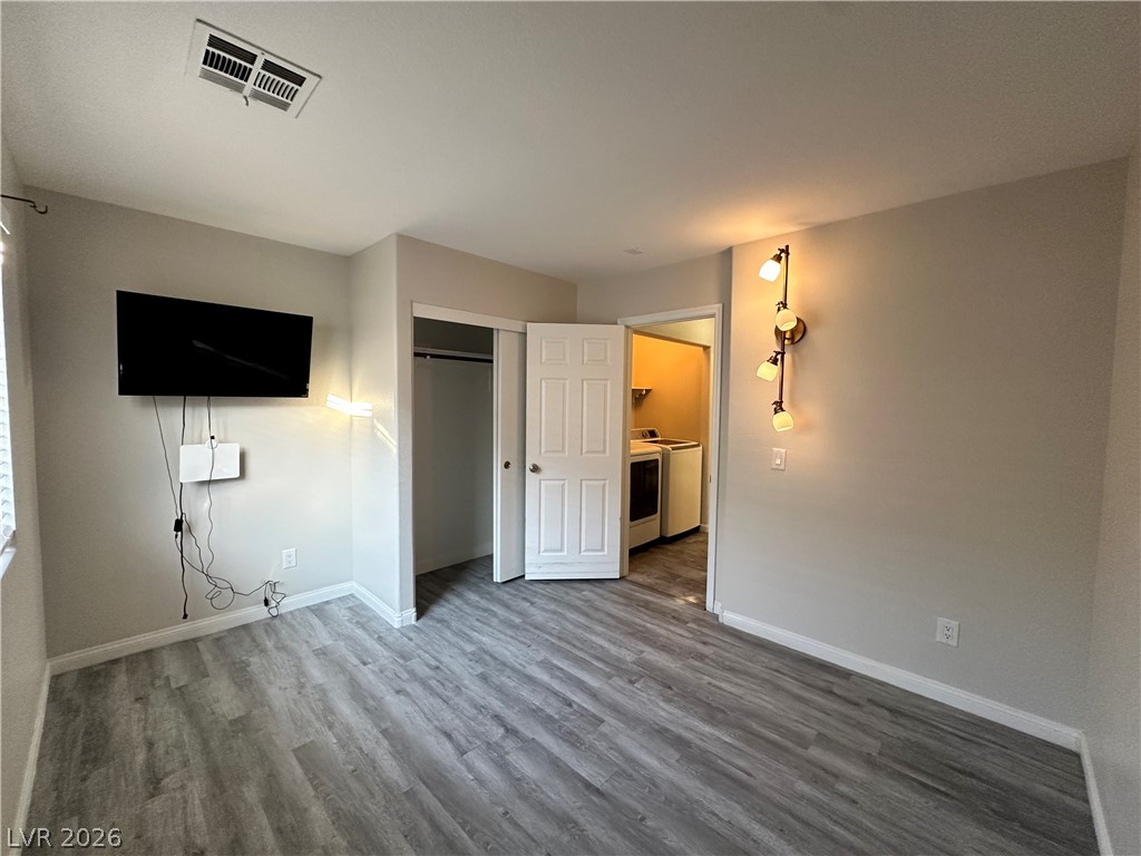 Photo 19 of 30, 8001 Hesperides Avenue